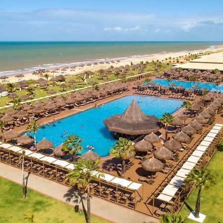 Vila Gale Resort Touros Exterior foto Aerial view of the resort