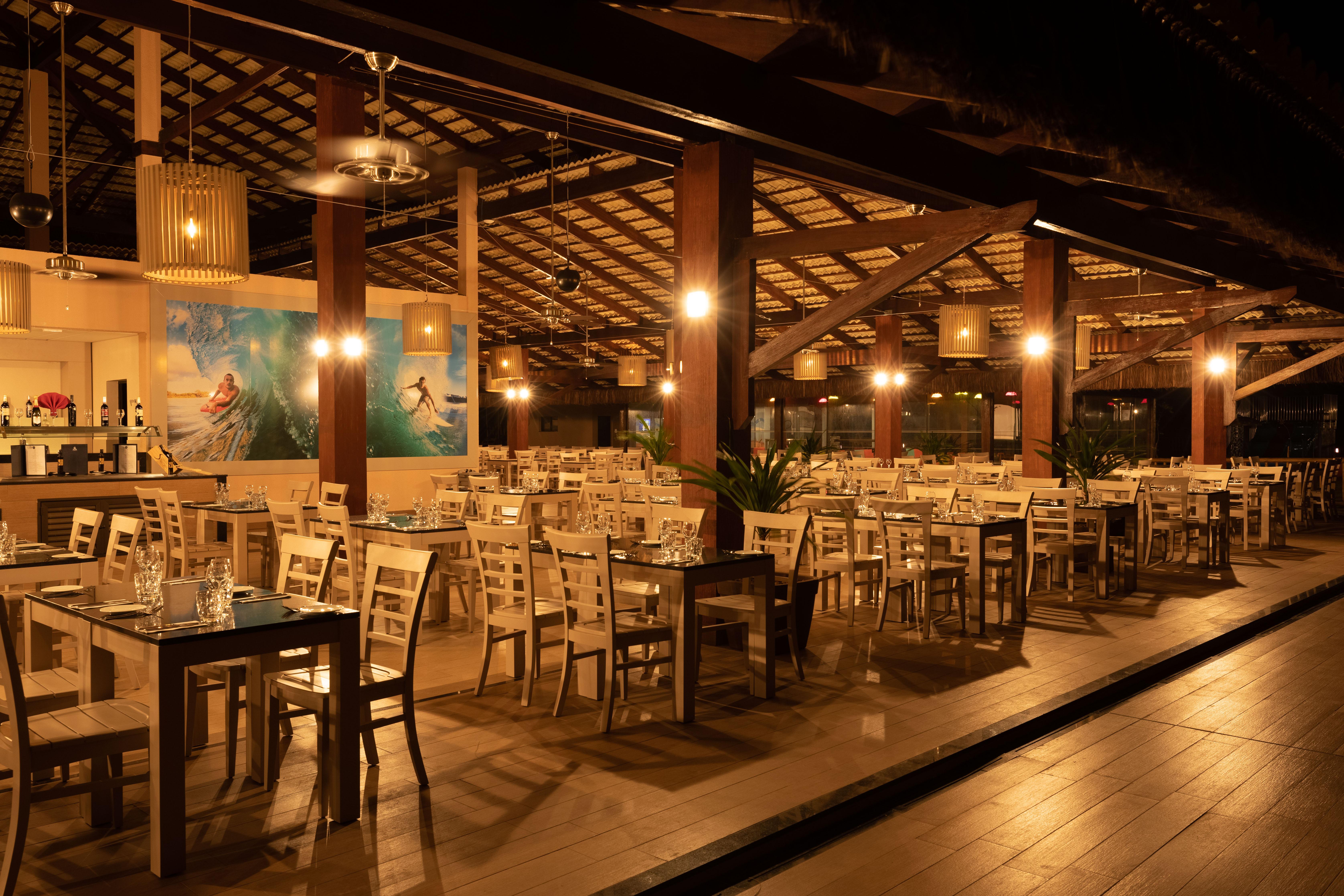 Vila Gale Resort Touros Exterior foto The restaurant at the resort