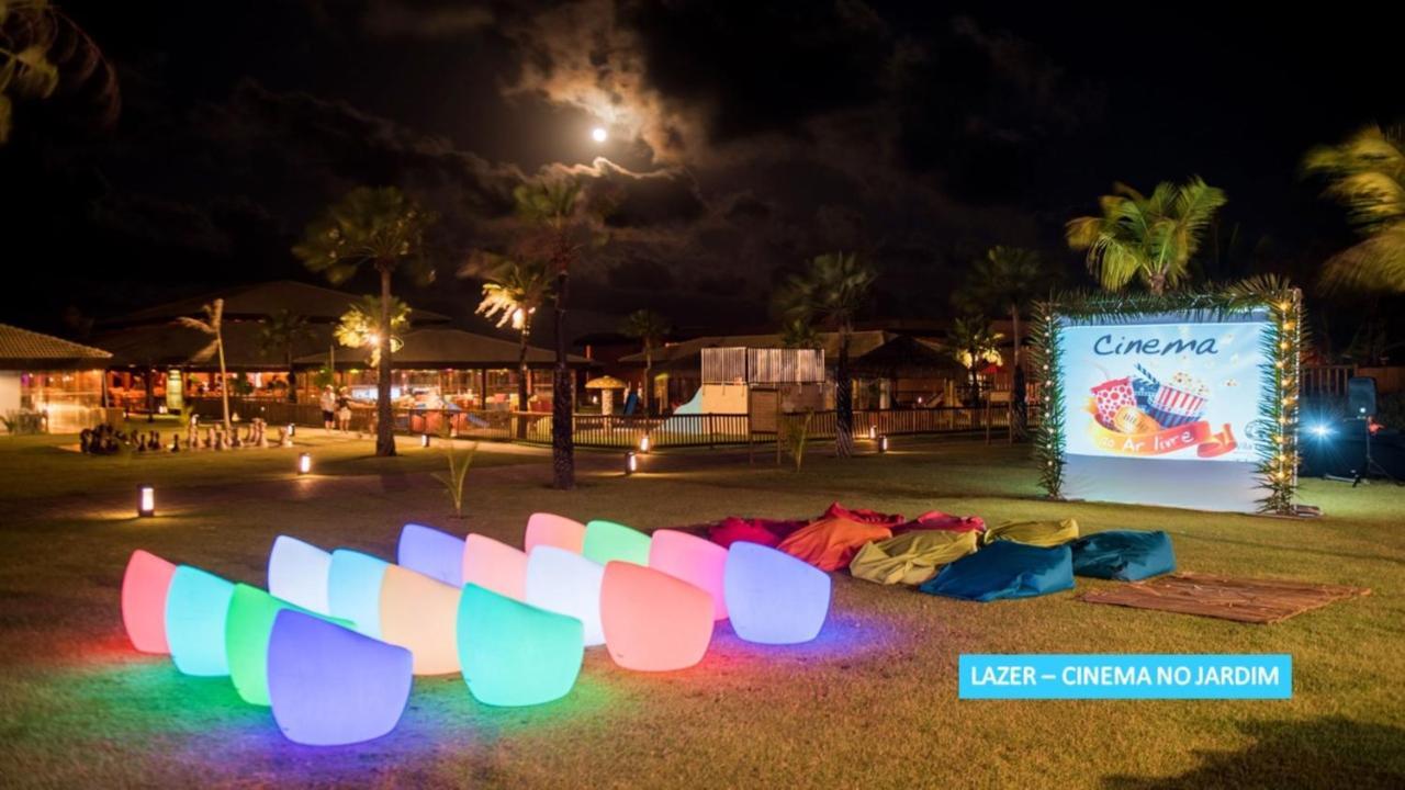 Vila Gale Resort Touros Exterior foto Cinema in the Park
